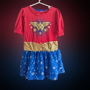 Girls size 5t wonder woman costume
